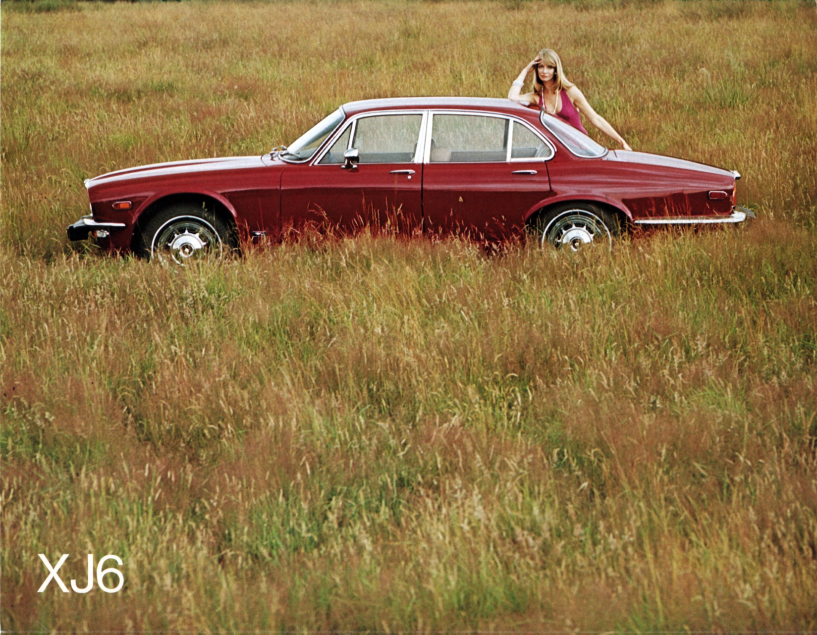 1974 Jaguar Model Lineup Brochure Page 7